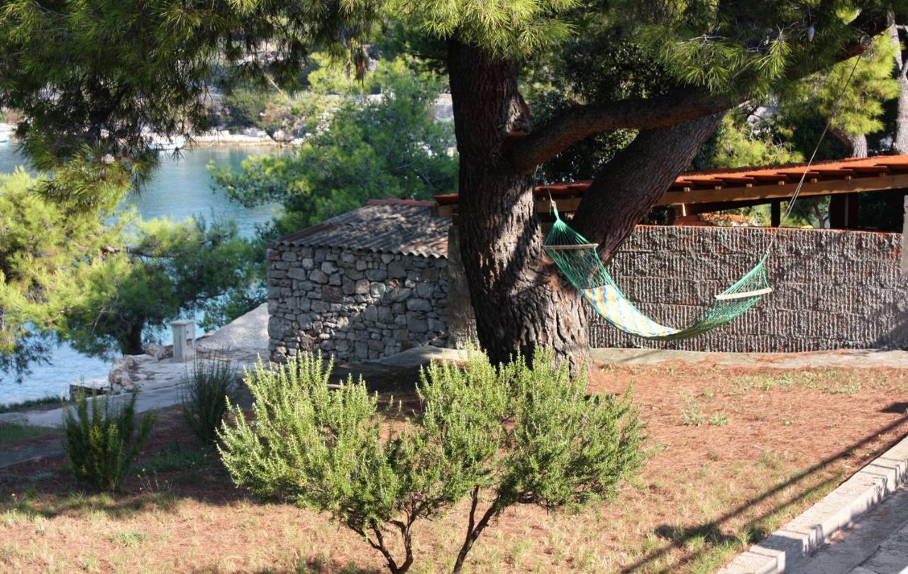 Apartments By The Sea Necujam, Solta - 5186 Stomorska Eksteriør billede